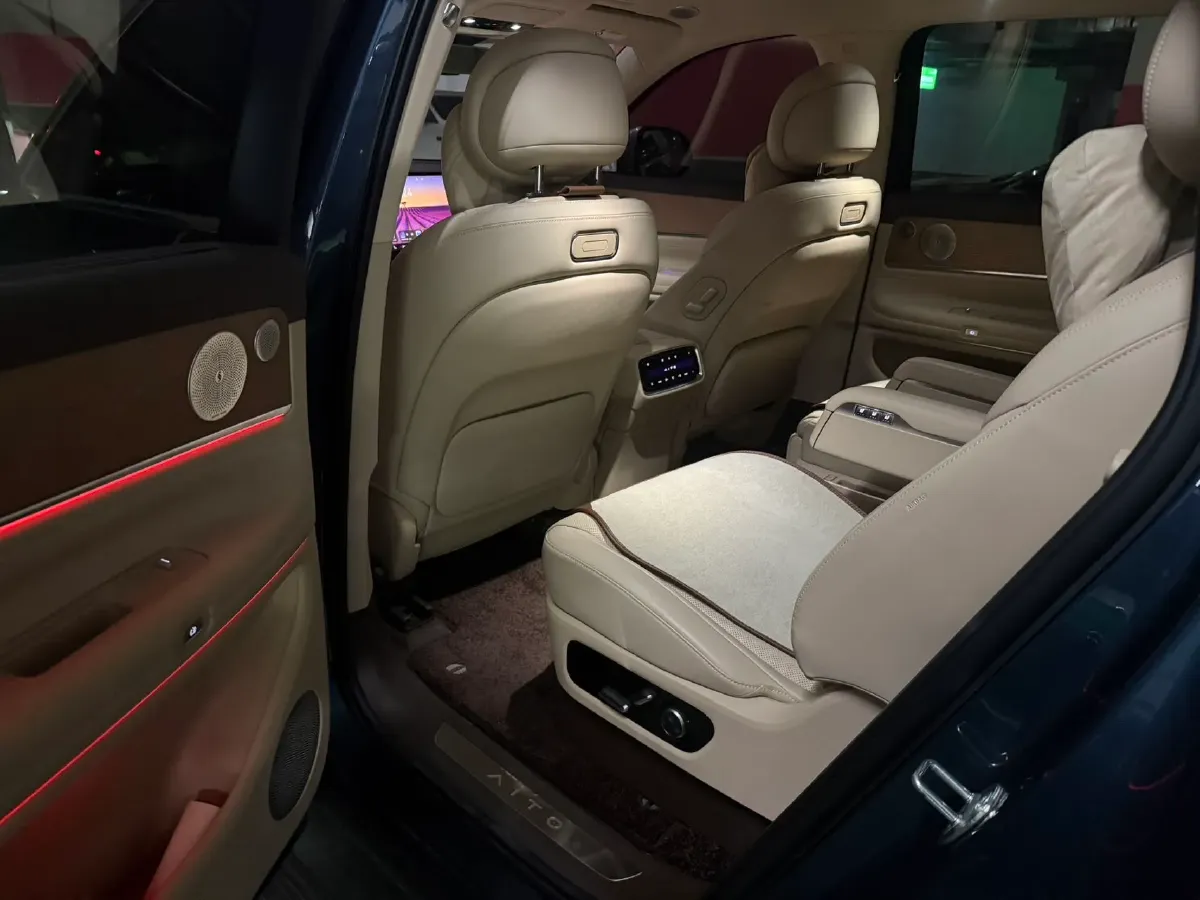 2024 AITO AITO M9 1.5T 152HP L4 REEV 42KWH,autocango,china used car exporter,china ev exporter,chinese used car exporter,chinese used ev exporter