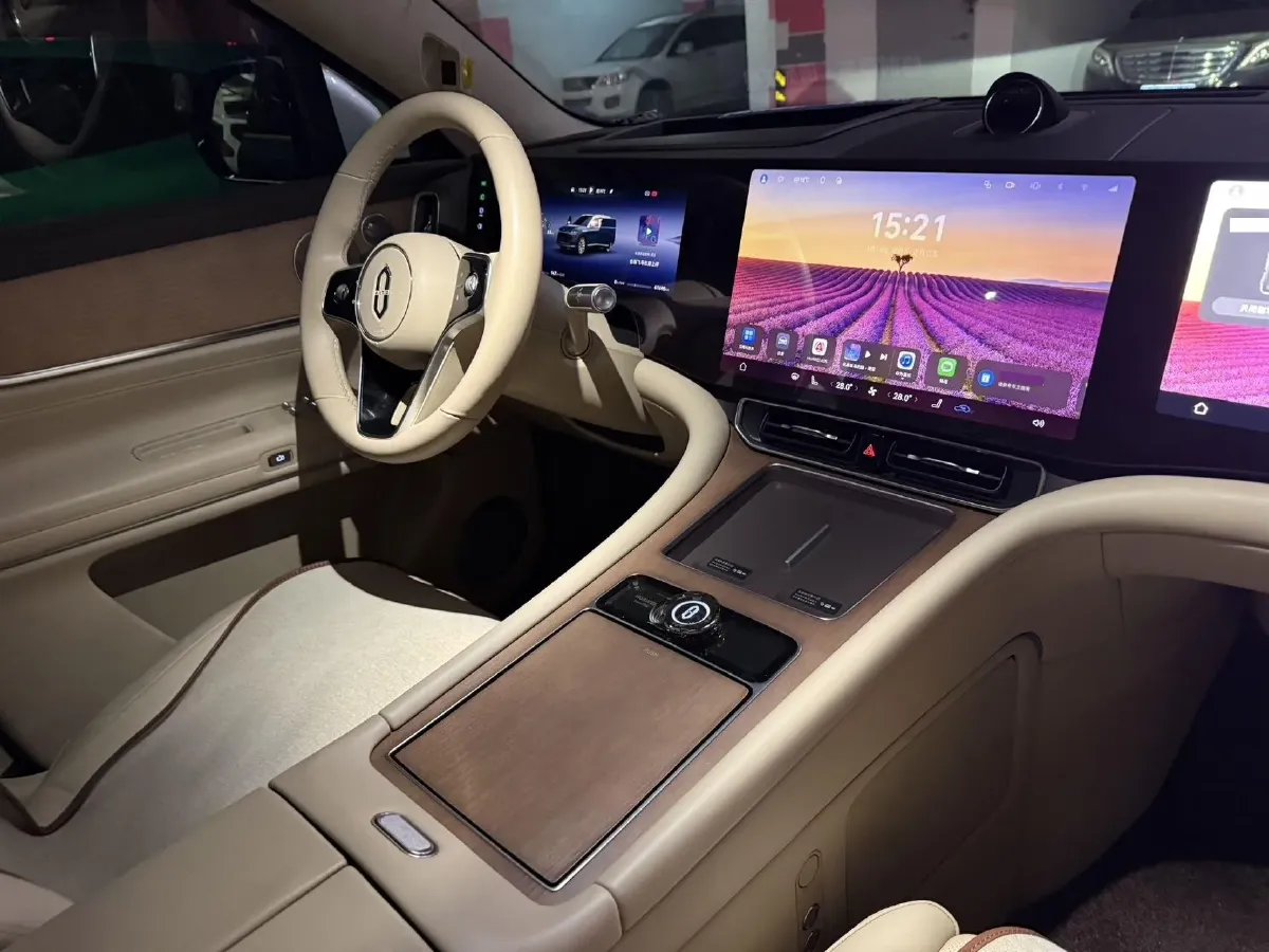 2024 AITO AITO M9 1.5T 152HP L4 REEV 42KWH,autocango,china used car exporter,china ev exporter,chinese used car exporter,chinese used ev exporter