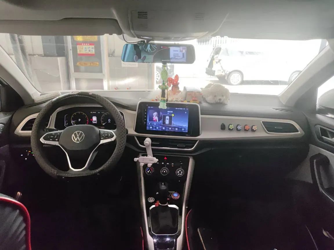 2023 Volkswagen T-Roc 1.4T 150HP L4 7DCT,autocango,china used car exporter,china ev exporter,chinese used car exporter,chinese used ev exporter