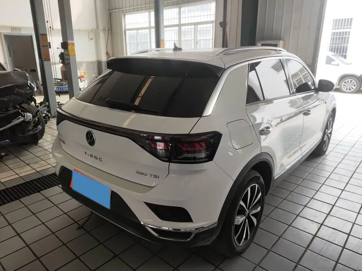 2023 Volkswagen T-Roc 1.4T 150HP L4 7DCT,autocango,china used car exporter,china ev exporter,chinese used car exporter,chinese used ev exporter