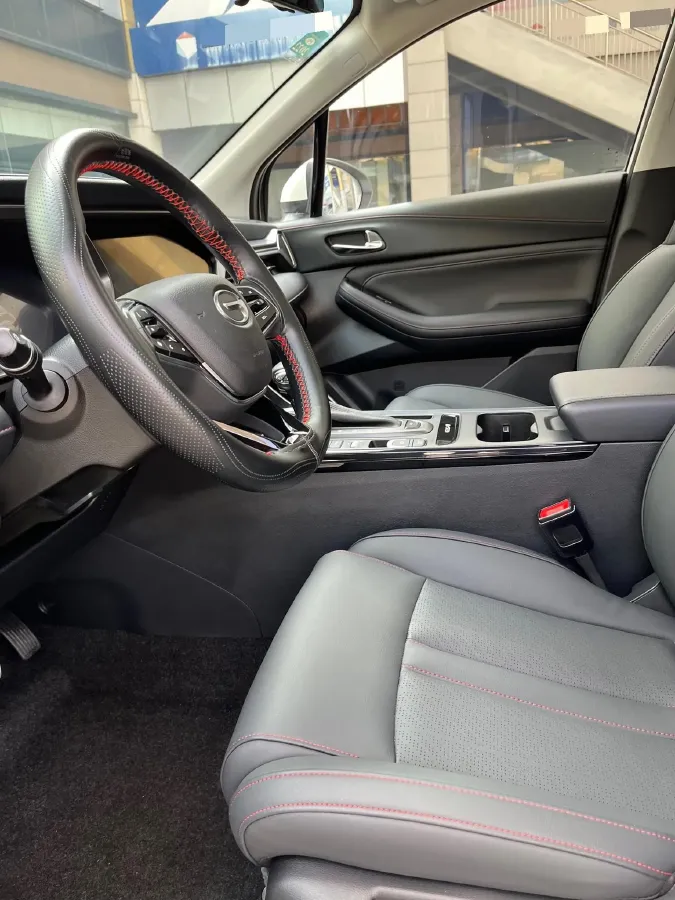 2020 GAC Trumpchi GS4 1.5T 169HP L4 6AT,autocango,china used car exporter,china ev exporter,chinese used car exporter,chinese used ev exporter