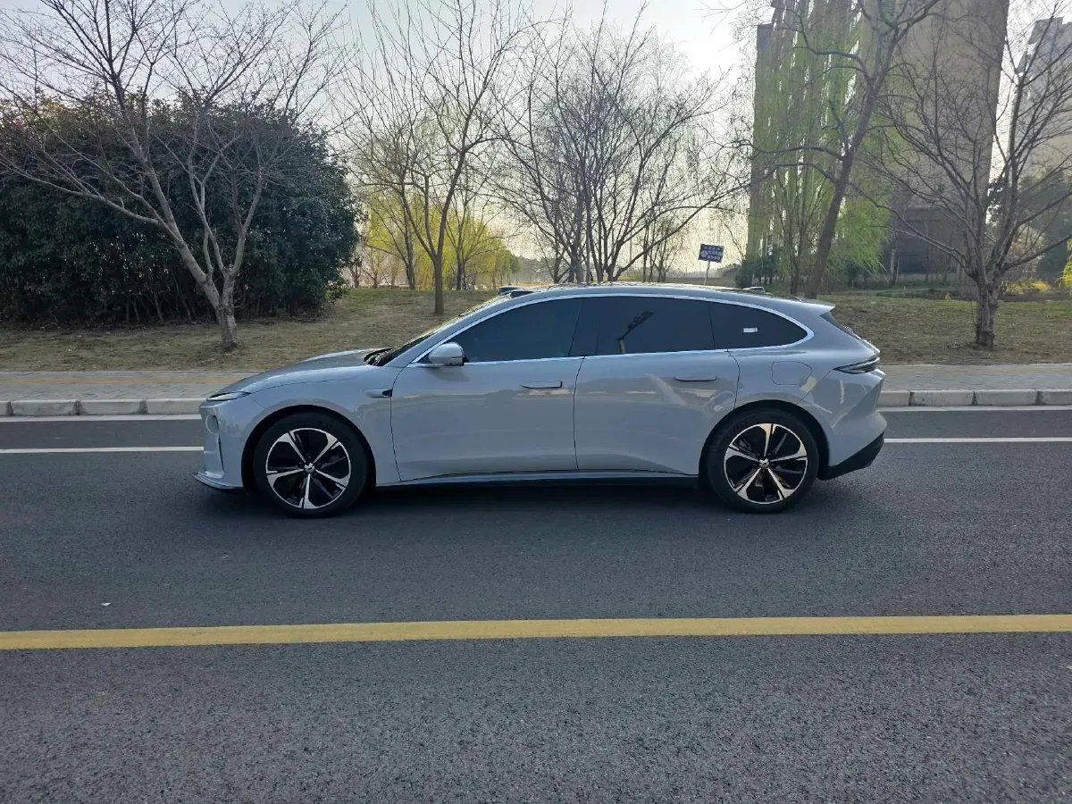 2024 NIO ET5T BEV 75KWH,autocango,china used car exporter,china ev exporter,chinese used car exporter,chinese used ev exporter