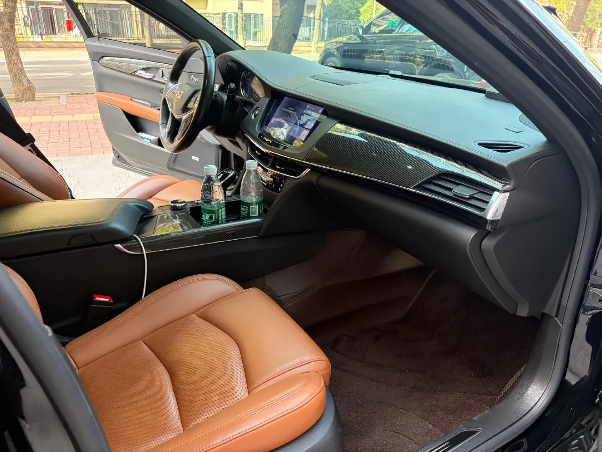 2022 Cadillac CT6 2.0T 237HP L4 10AT,autocango,china used car exporter,china ev exporter,chinese used car exporter,chinese used ev exporter