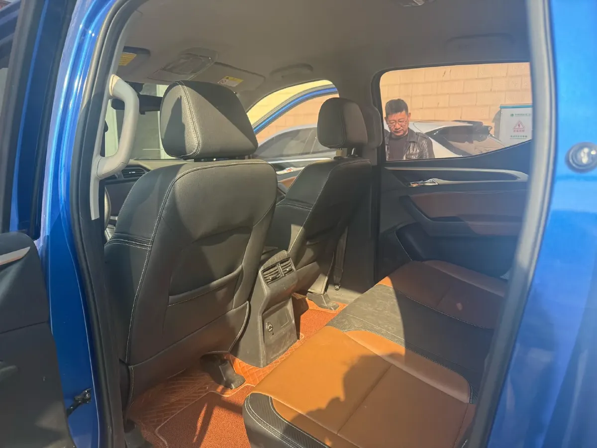 2021 MAXUS T70 2.0T 163HP L4 6AT,autocango,china used car exporter,china ev exporter,chinese used car exporter,chinese used ev exporter