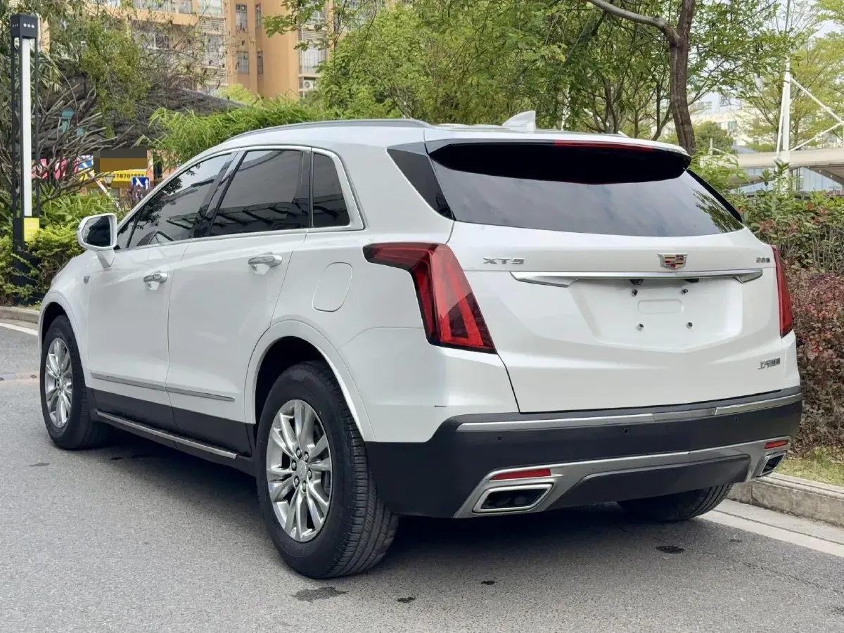 2020 Cadillac XT5 2.0T 237HP L4 9AT,autocango,china used car exporter,china ev exporter,chinese used car exporter,chinese used ev exporter