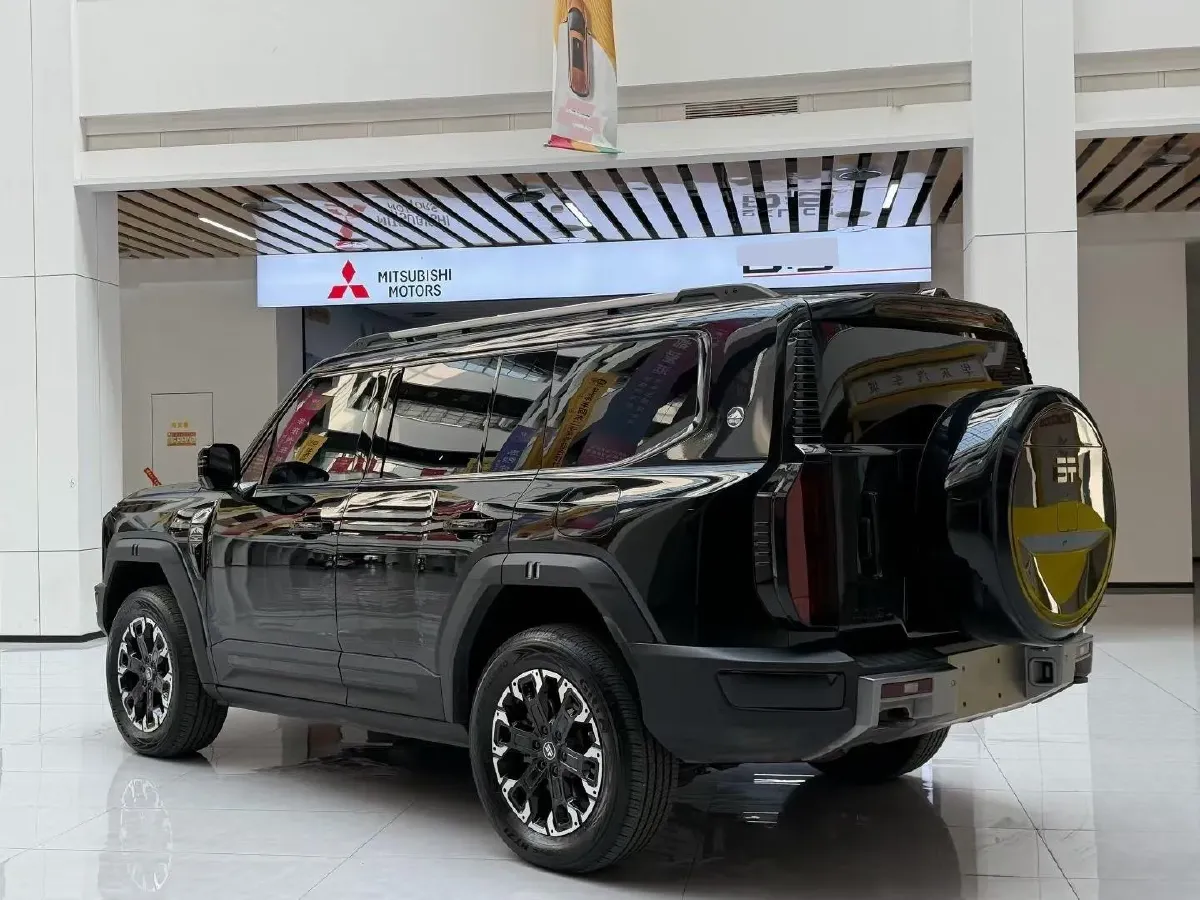 2025 Jetour Zongheng G700 2.0T 211HP L4 2DHT PHEV,autocango,china used car exporter,china ev exporter,chinese used car exporter,chinese used ev exporter