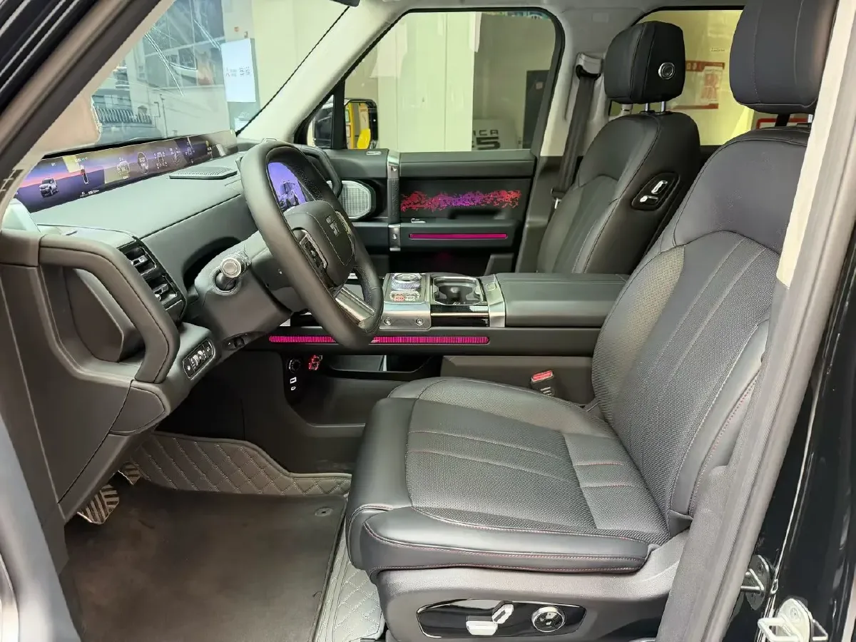 2025 Jetour Zongheng G700 2.0T 211HP L4 2DHT PHEV,autocango,china used car exporter,china ev exporter,chinese used car exporter,chinese used ev exporter