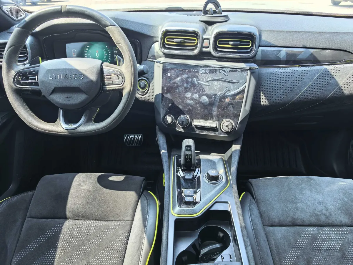 2020 LYNK&CO 03 2.0T 254HP L4 8AT,autocango,china used car exporter,china ev exporter,chinese used car exporter,chinese used ev exporter