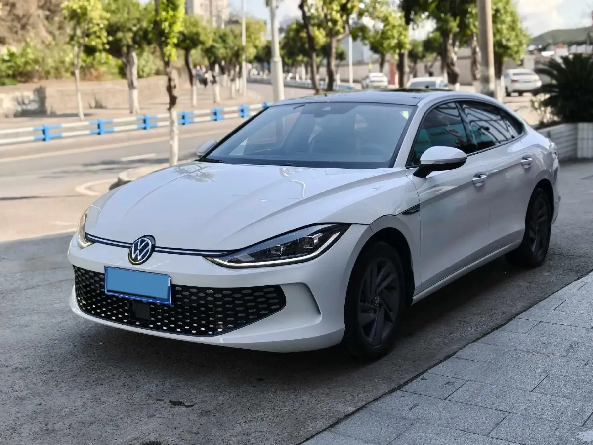 2024 Volkswagen Lamando 1.4T 150HP L4 7DCT,autocango,china used car exporter,china ev exporter,chinese used car exporter,chinese used ev exporter