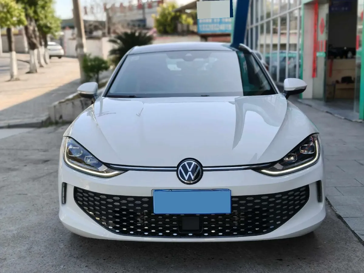 2024 Volkswagen Lamando 1.4T 150HP L4 7DCT,autocango,china used car exporter,china ev exporter,chinese used car exporter,chinese used ev exporter