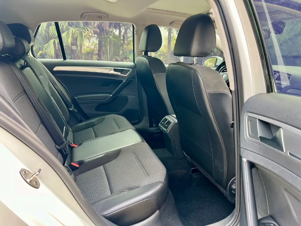 2018 Volkswagen Golf 1.4T 131HP L4 7DCT,autocango,china used car exporter,china ev exporter,chinese used car exporter,chinese used ev exporter