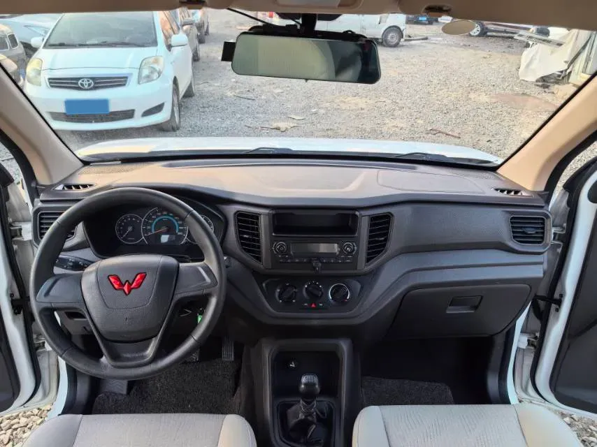 2022 DongFeng Forthing LingZhi 1.6L 122HP L4 5MT,autocango,china used car exporter,china ev exporter,chinese used car exporter,chinese used ev exporter