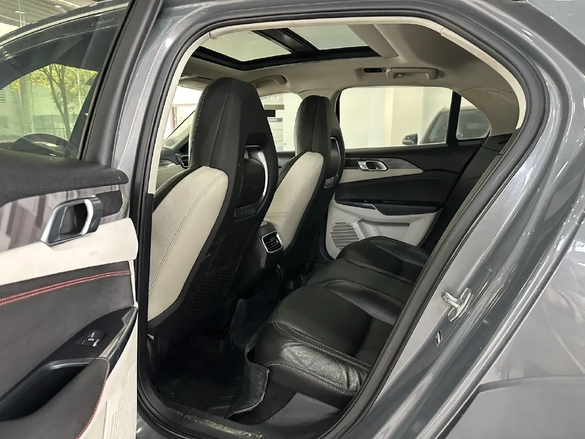 2018 Geely Emgrand GT 1.5T 180HP L3 7DCT,autocango,china used car exporter,china ev exporter,chinese used car exporter,chinese used ev exporter