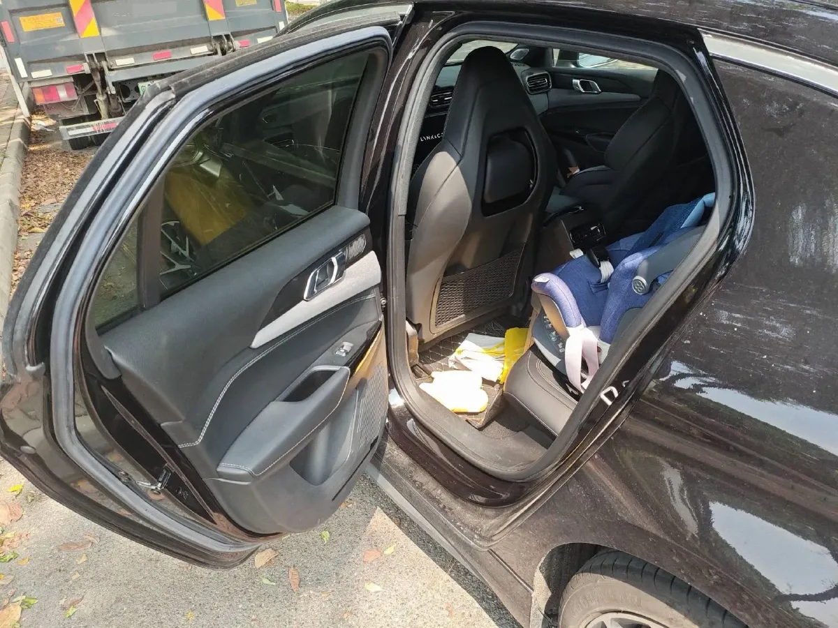 2022 LYNK&CO 03 1.5T 180HP L3 7DCT,autocango,china used car exporter,china ev exporter,chinese used car exporter,chinese used ev exporter