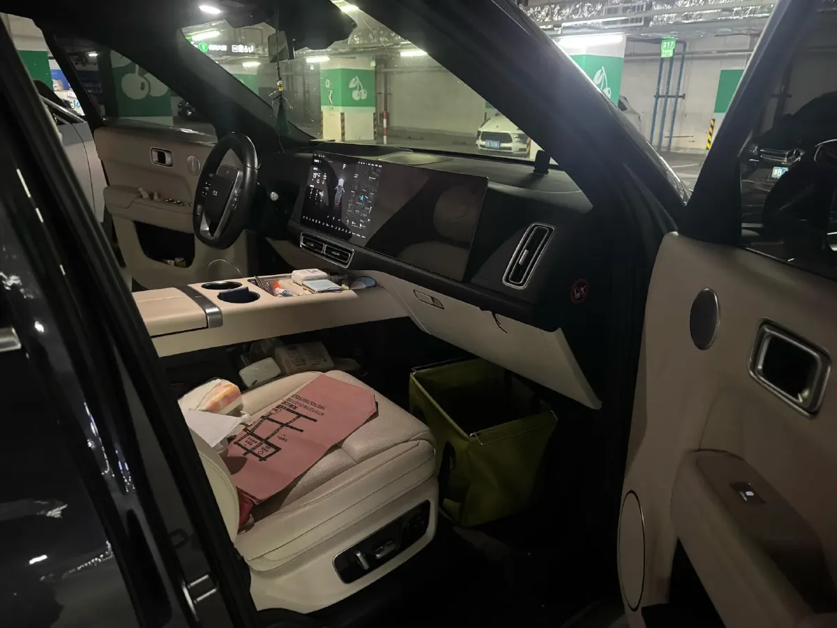 2022 Li L9 Range Extended 154HP REEV 42.6KWH,autocango,china used car exporter,china ev exporter,chinese used car exporter,chinese used ev exporter