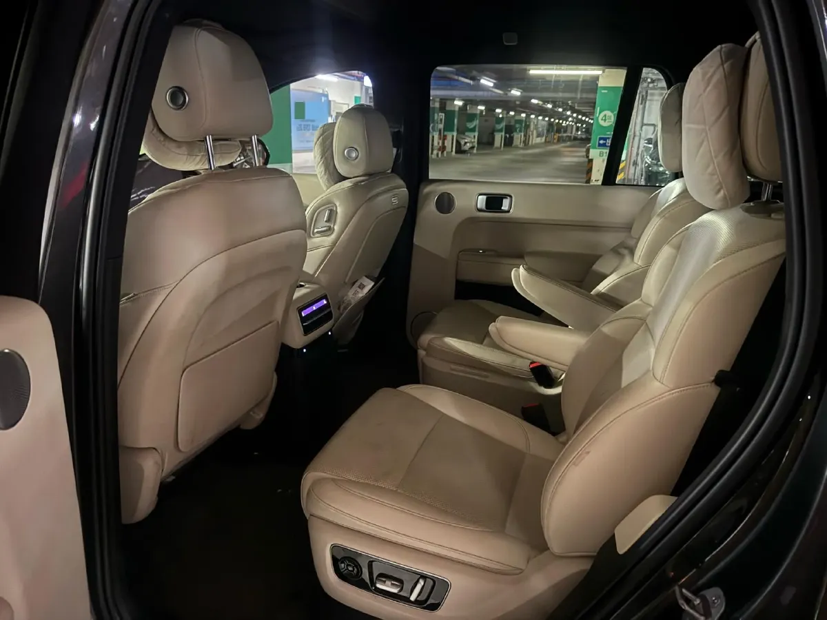 2022 Li L9 Range Extended 154HP REEV 42.6KWH,autocango,china used car exporter,china ev exporter,chinese used car exporter,chinese used ev exporter