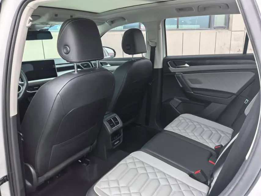 2022 Volkswagen Tayron 1.4T 150HP L4 7DCT,autocango,china used car exporter,china ev exporter,chinese used car exporter,chinese used ev exporter