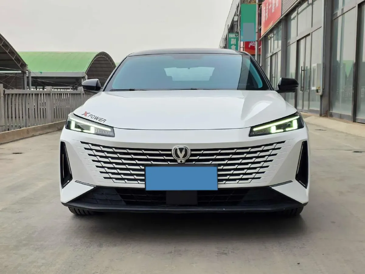 2023 ChangAn Oshan Z6 1.5T 188HP L4 7DCT,autocango,china used car exporter,china ev exporter,chinese used car exporter,chinese used ev exporter
