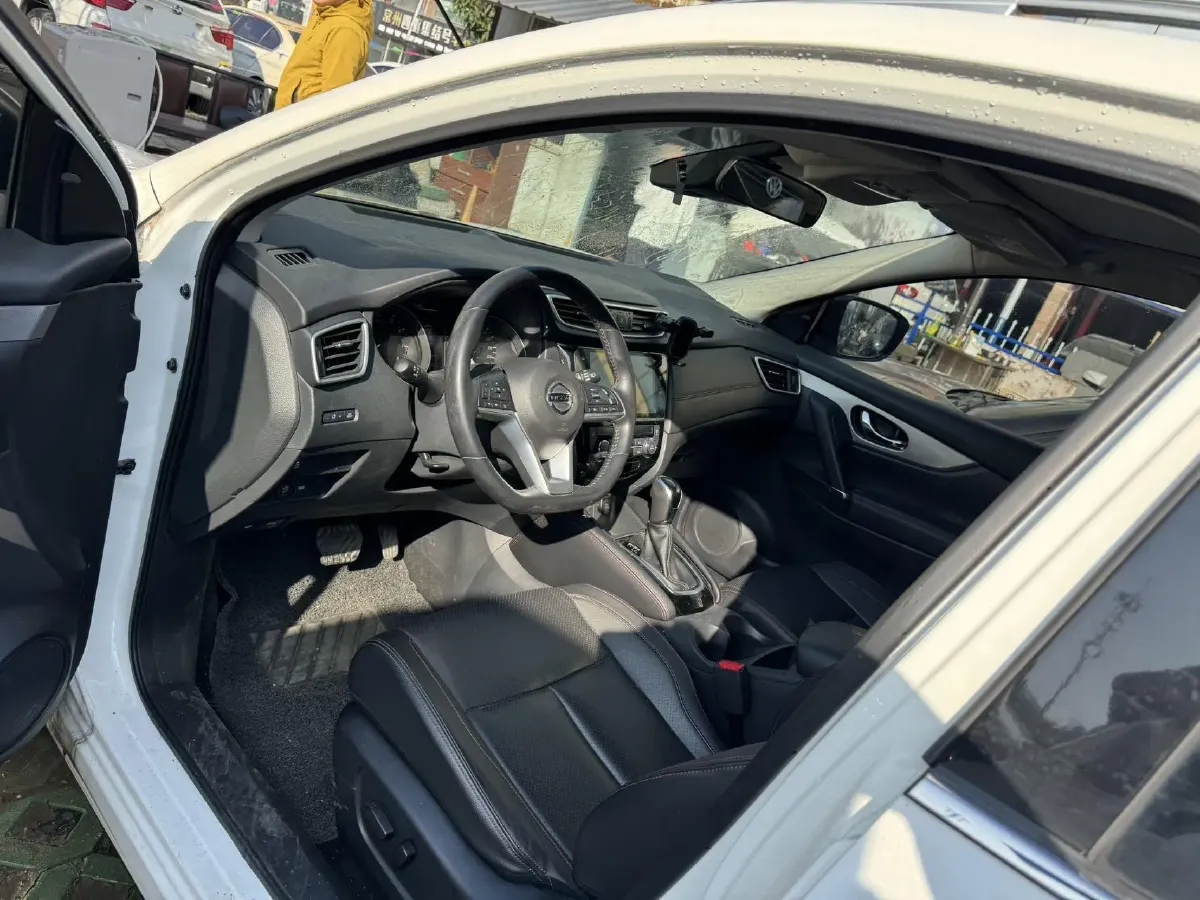 2021 Nissan Qashqai 2.0L 151HP L4 CVT,autocango,china used car exporter,china ev exporter,chinese used car exporter,chinese used ev exporter