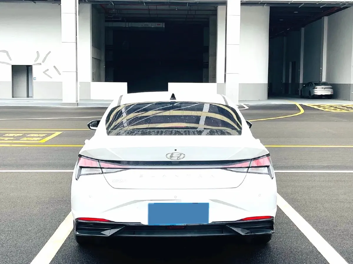 2022 Hyundai Elantra 1.5L 115HP L4 CVT,autocango,china used car exporter,china ev exporter,chinese used car exporter,chinese used ev exporter