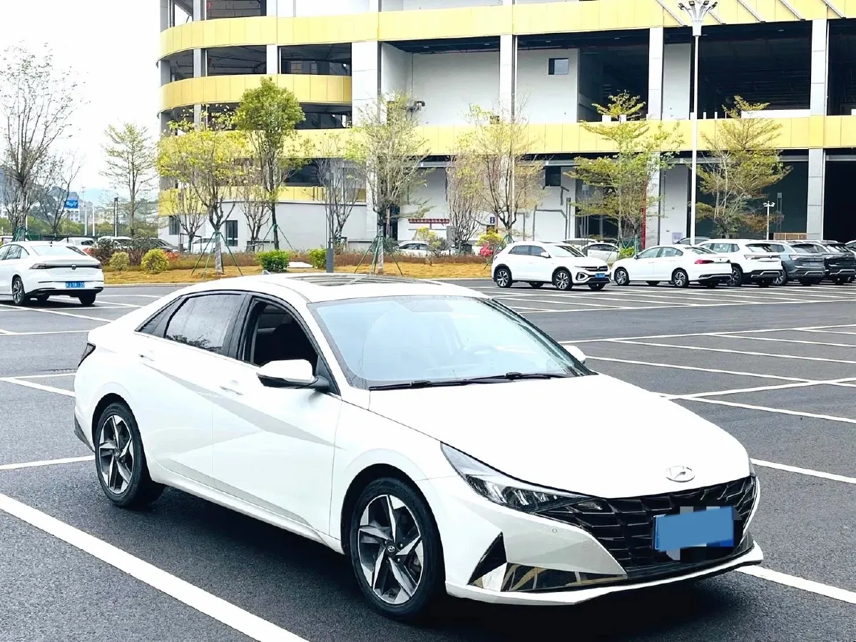 2022 Hyundai Elantra 1.5L 115HP L4 CVT,autocango,china used car exporter,china ev exporter,chinese used car exporter,chinese used ev exporter