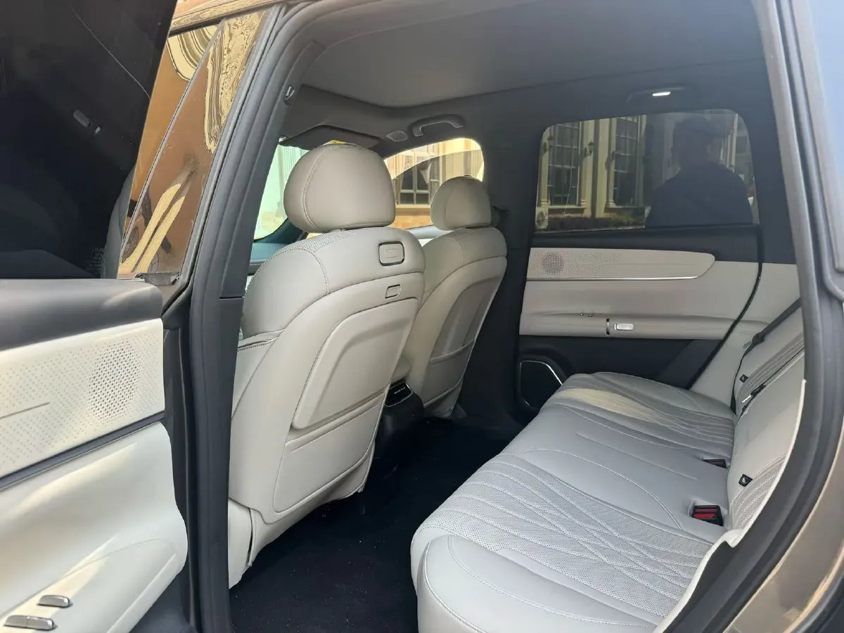 2025 ChangAn QiYuan Q07 1.5L 98HP L4 E-CVT PHEV,autocango,china used car exporter,china ev exporter,chinese used car exporter,chinese used ev exporter