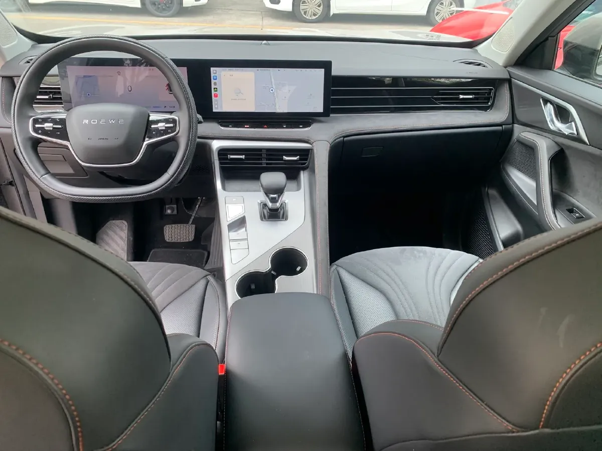 2024 Roewe D5X DMH 1.5T 150HP L4 2DHT PHEV 21.4KWH,autocango,china used car exporter,china ev exporter,chinese used car exporter,chinese used ev exporter