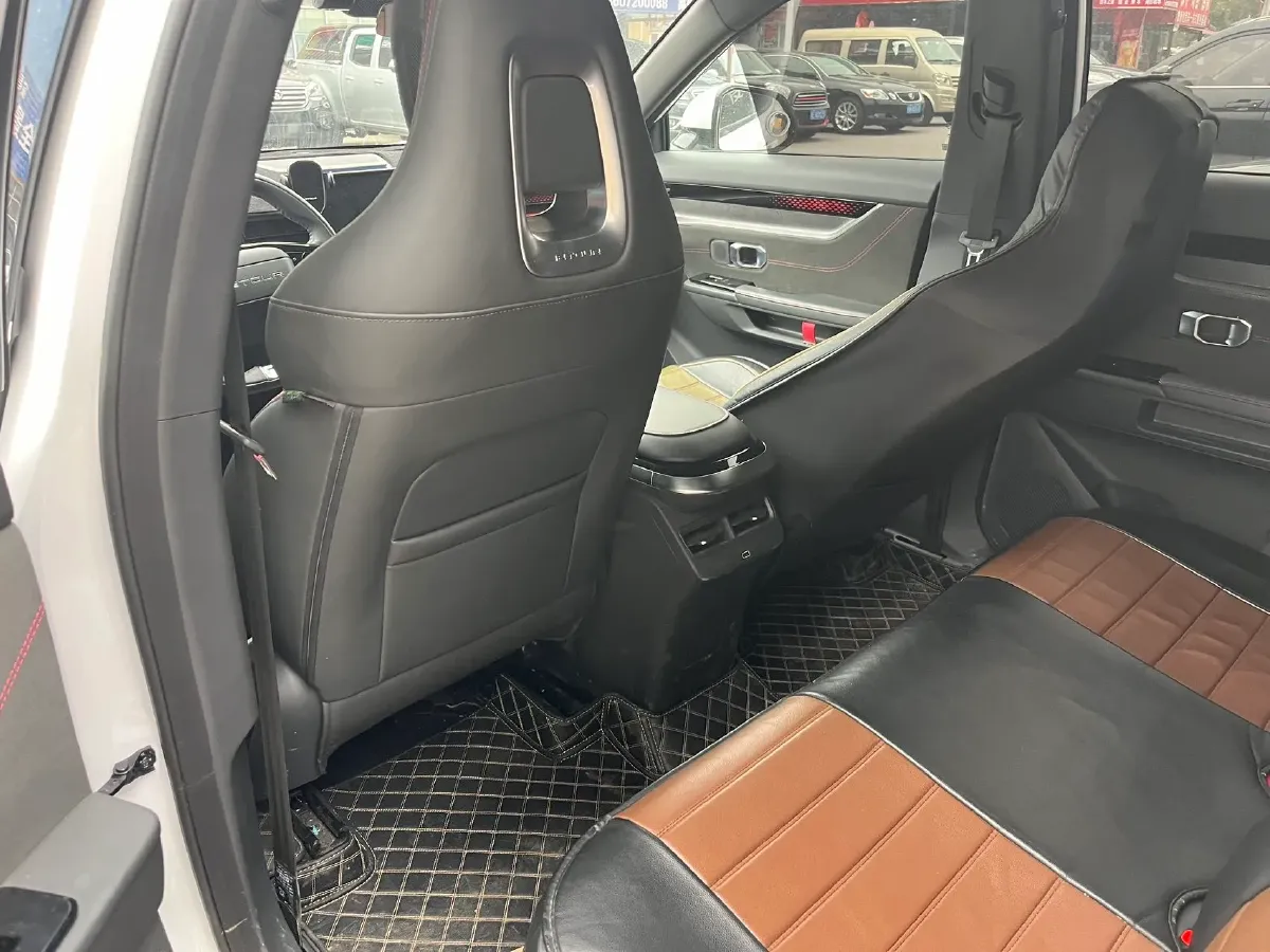 2022 Jetour DASHING 1.6T 197HP L4 7DCT,autocango,china used car exporter,china ev exporter,chinese used car exporter,chinese used ev exporter