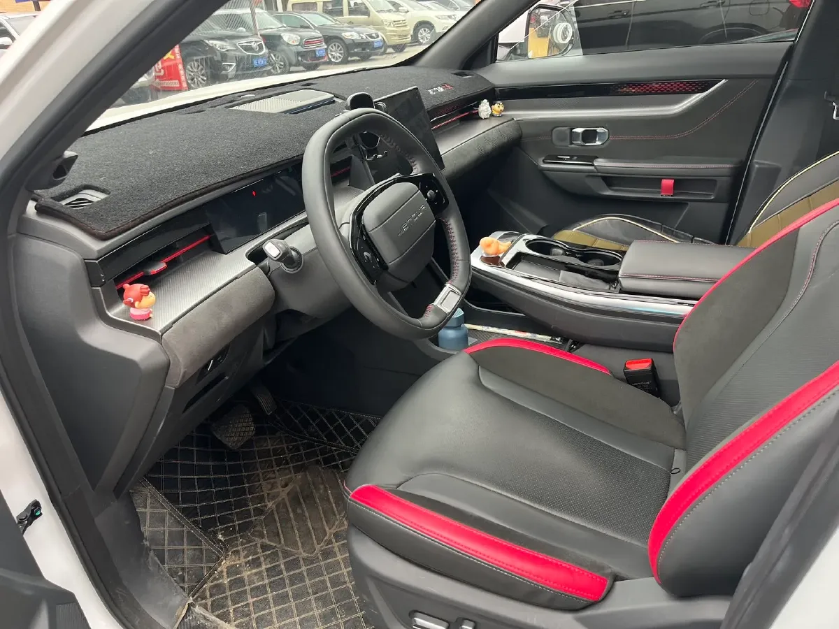 2022 Jetour DASHING 1.6T 197HP L4 7DCT,autocango,china used car exporter,china ev exporter,chinese used car exporter,chinese used ev exporter