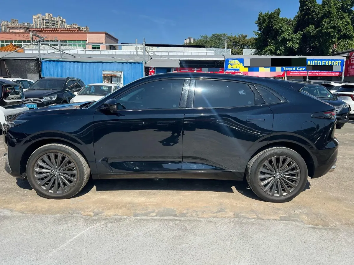 2021 ChangAn UNI-K 2.0T 233HP L4 8AT,autocango,china used car exporter,china ev exporter,chinese used car exporter,chinese used ev exporter
