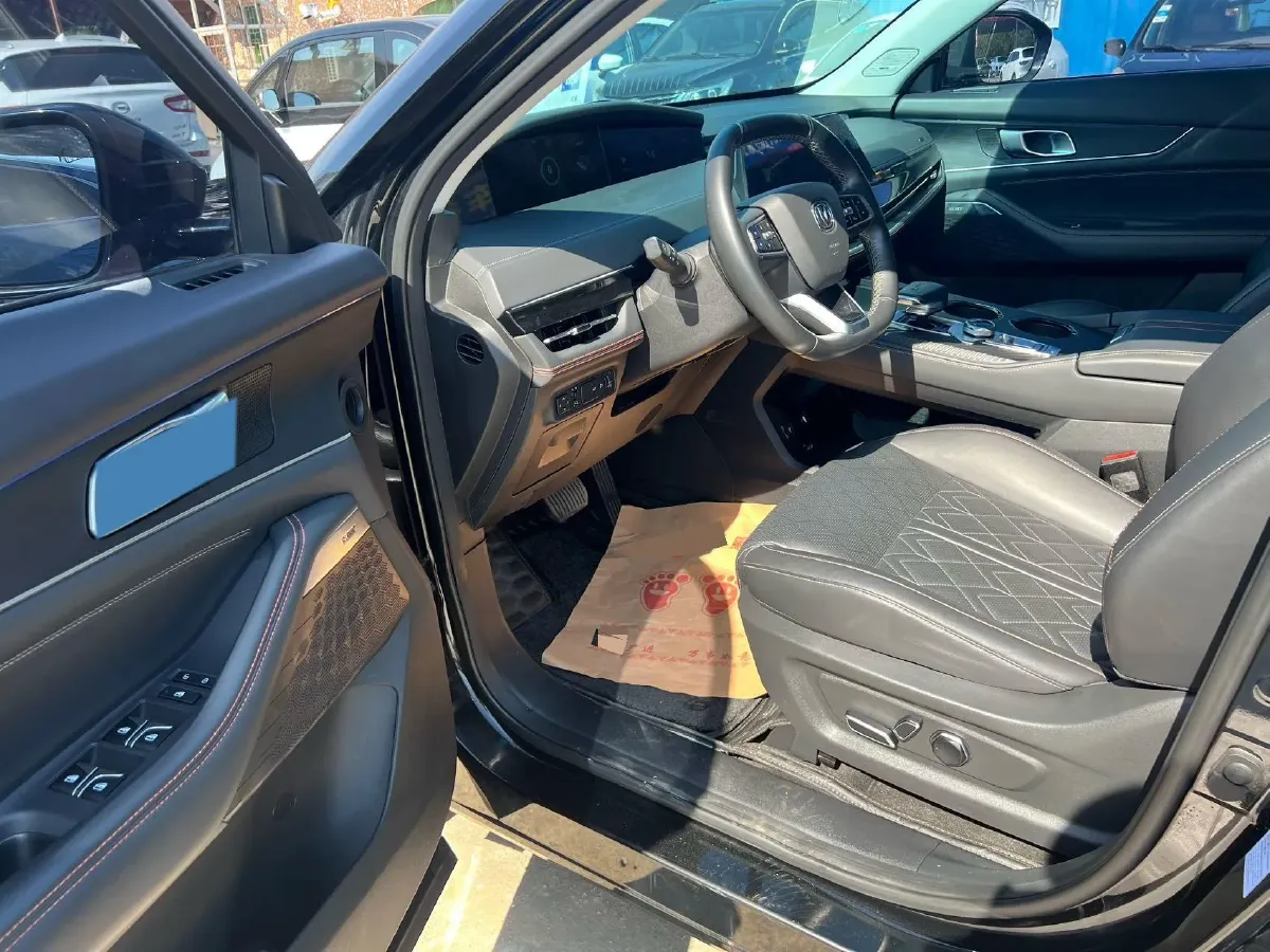 2021 ChangAn UNI-K 2.0T 233HP L4 8AT,autocango,china used car exporter,china ev exporter,chinese used car exporter,chinese used ev exporter