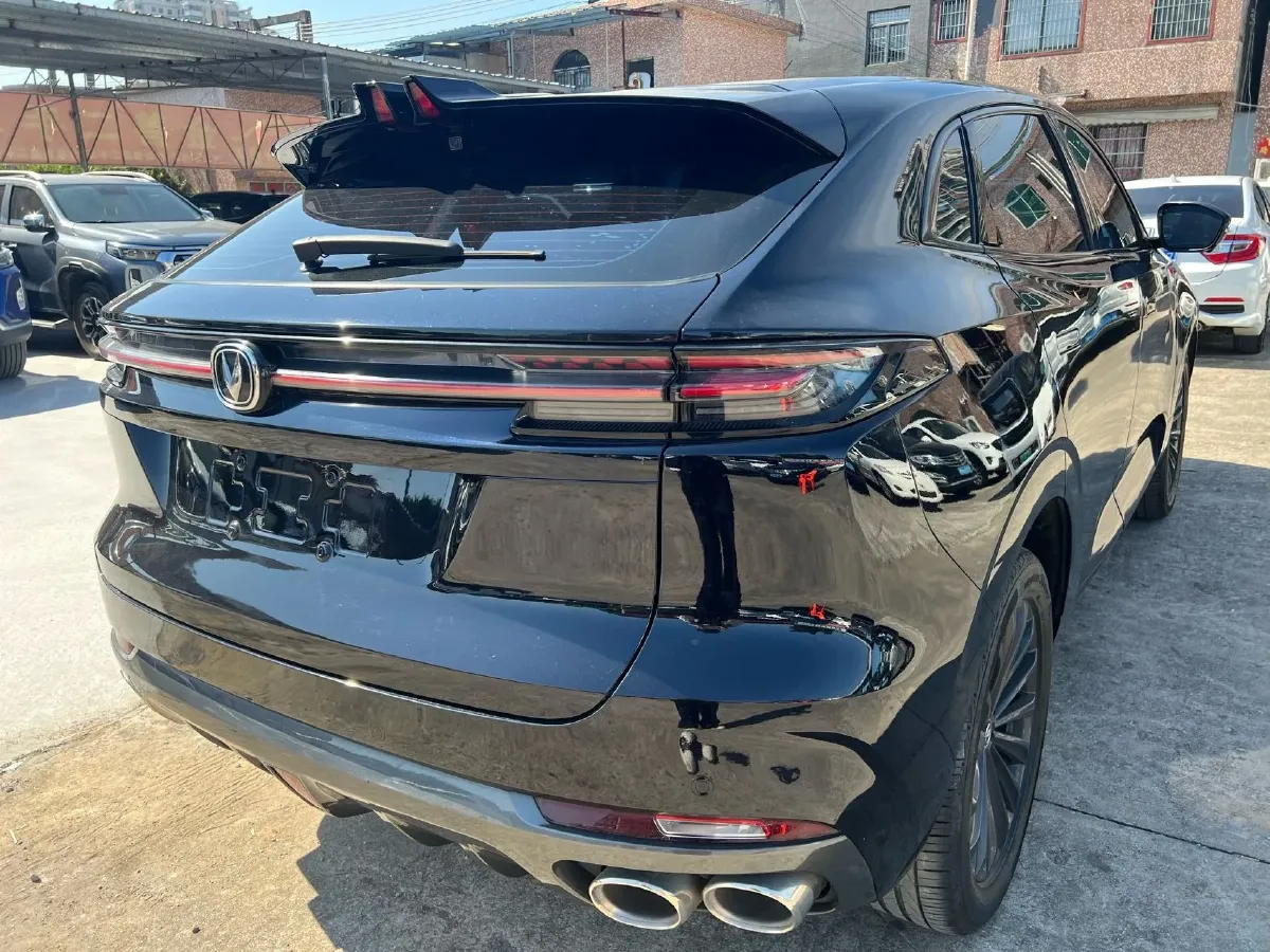 2021 ChangAn UNI-K 2.0T 233HP L4 8AT,autocango,china used car exporter,china ev exporter,chinese used car exporter,chinese used ev exporter