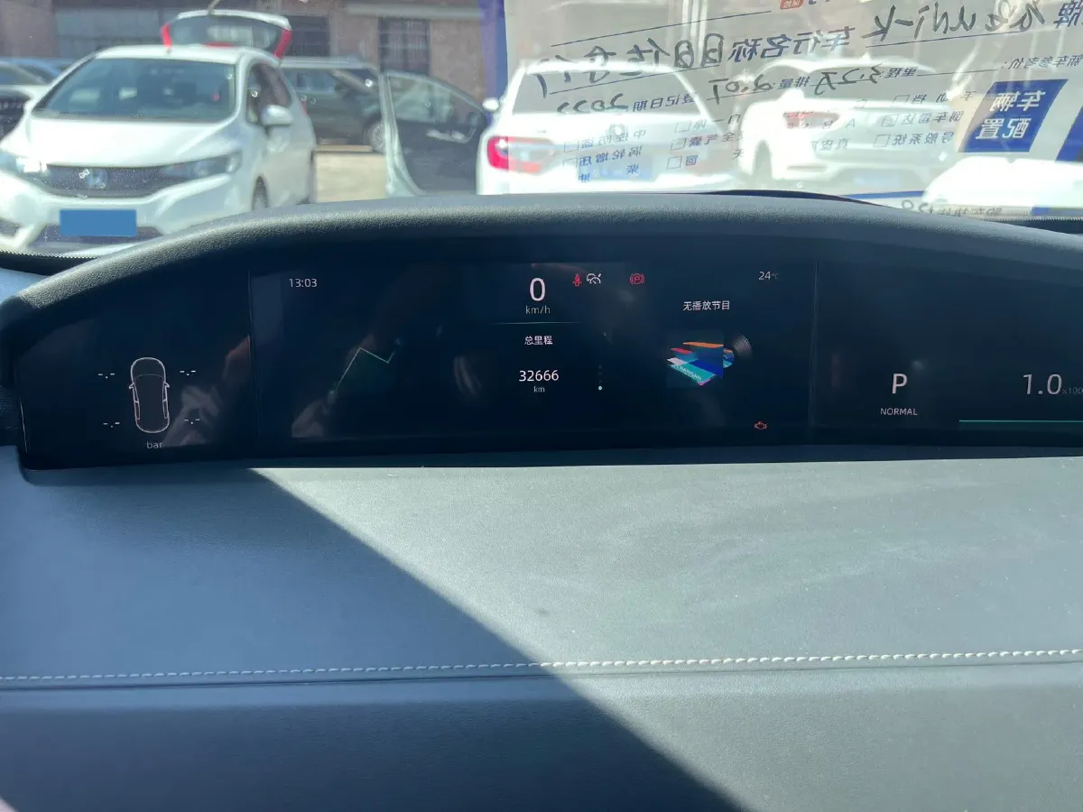 2021 ChangAn UNI-K 2.0T 233HP L4 8AT,autocango,china used car exporter,china ev exporter,chinese used car exporter,chinese used ev exporter