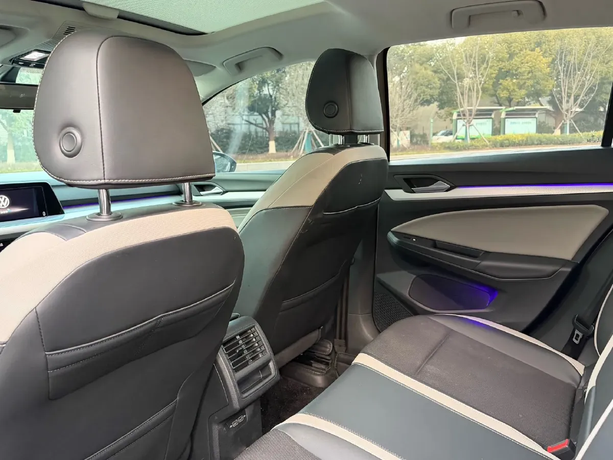 2021 Volkswagen Golf 1.4T 150HP L4 7DCT,autocango,china used car exporter,china ev exporter,chinese used car exporter,chinese used ev exporter