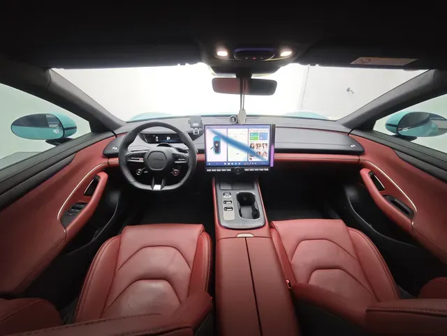 2024 MI SU7 BEV 73.6KWH,autocango,china used car exporter,china ev exporter,chinese used car exporter,chinese used ev exporter