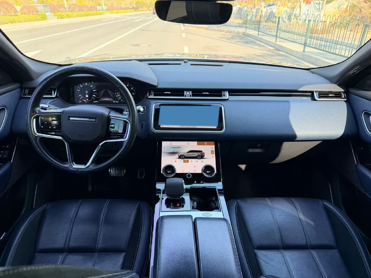 2021 Land Rover Range Rover Velar 3.0T 340HP L6 8AT,autocango,china used car exporter,china ev exporter,chinese used car exporter,chinese used ev exporter