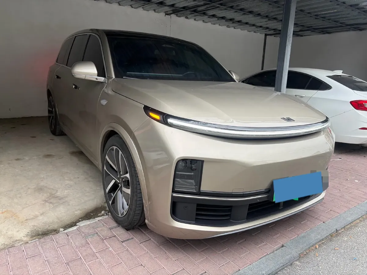 2023 Li L9 Range Extended 154HP REEV 42.6KWH,autocango,china used car exporter,china ev exporter,chinese used car exporter,chinese used ev exporter