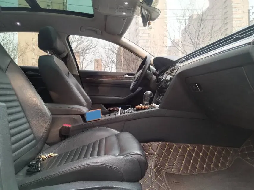 2018 Volkswagen Magotan 1.8T 180HP L4 7DCT,autocango,china used car exporter,china ev exporter,chinese used car exporter,chinese used ev exporter