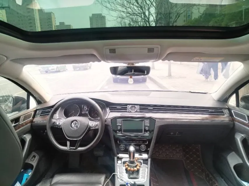 2018 Volkswagen Magotan 1.8T 180HP L4 7DCT,autocango,china used car exporter,china ev exporter,chinese used car exporter,chinese used ev exporter