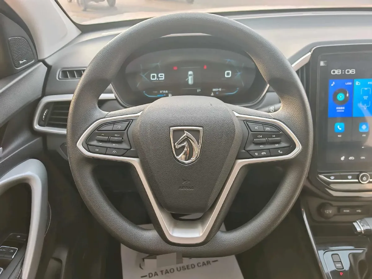 2021 BaoJun 530 1.5T 147HP L4 CVT,autocango,china used car exporter,china ev exporter,chinese used car exporter,chinese used ev exporter