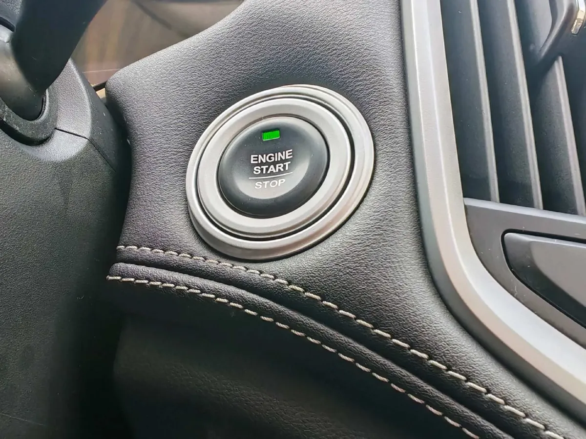 2021 BaoJun 530 1.5T 147HP L4 CVT,autocango,china used car exporter,china ev exporter,chinese used car exporter,chinese used ev exporter