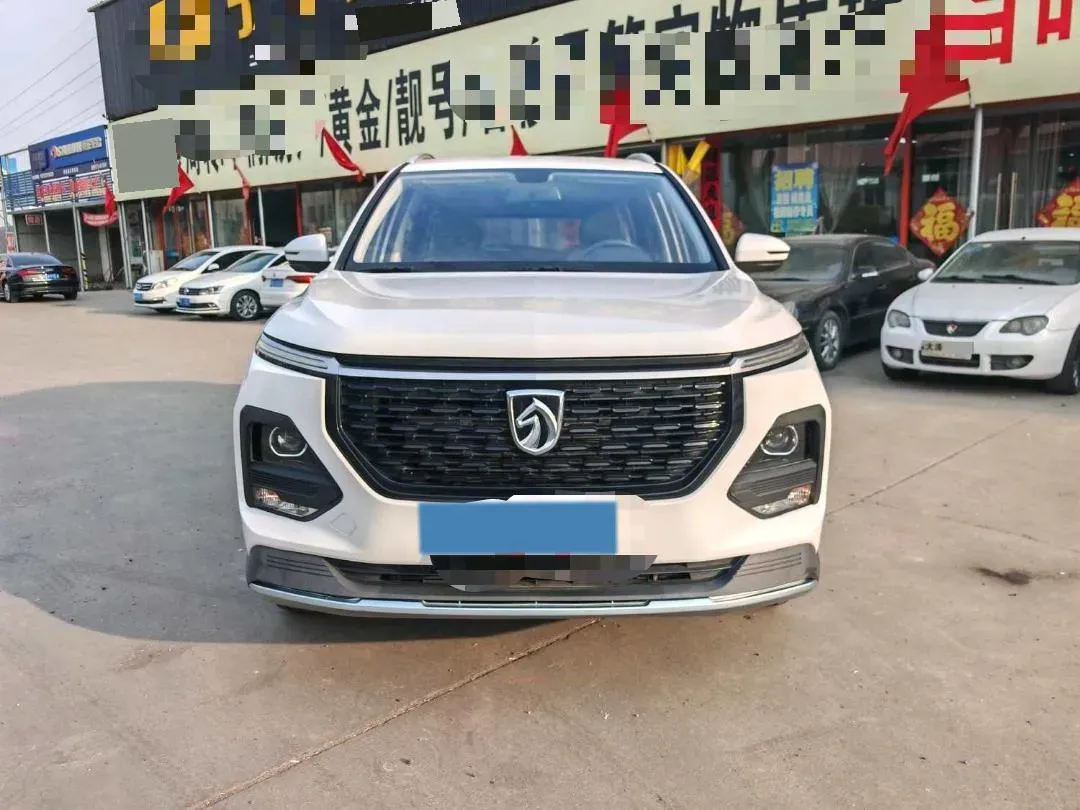2021 BaoJun 530 1.5T 147HP L4 CVT,autocango,china used car exporter,china ev exporter,chinese used car exporter,chinese used ev exporter