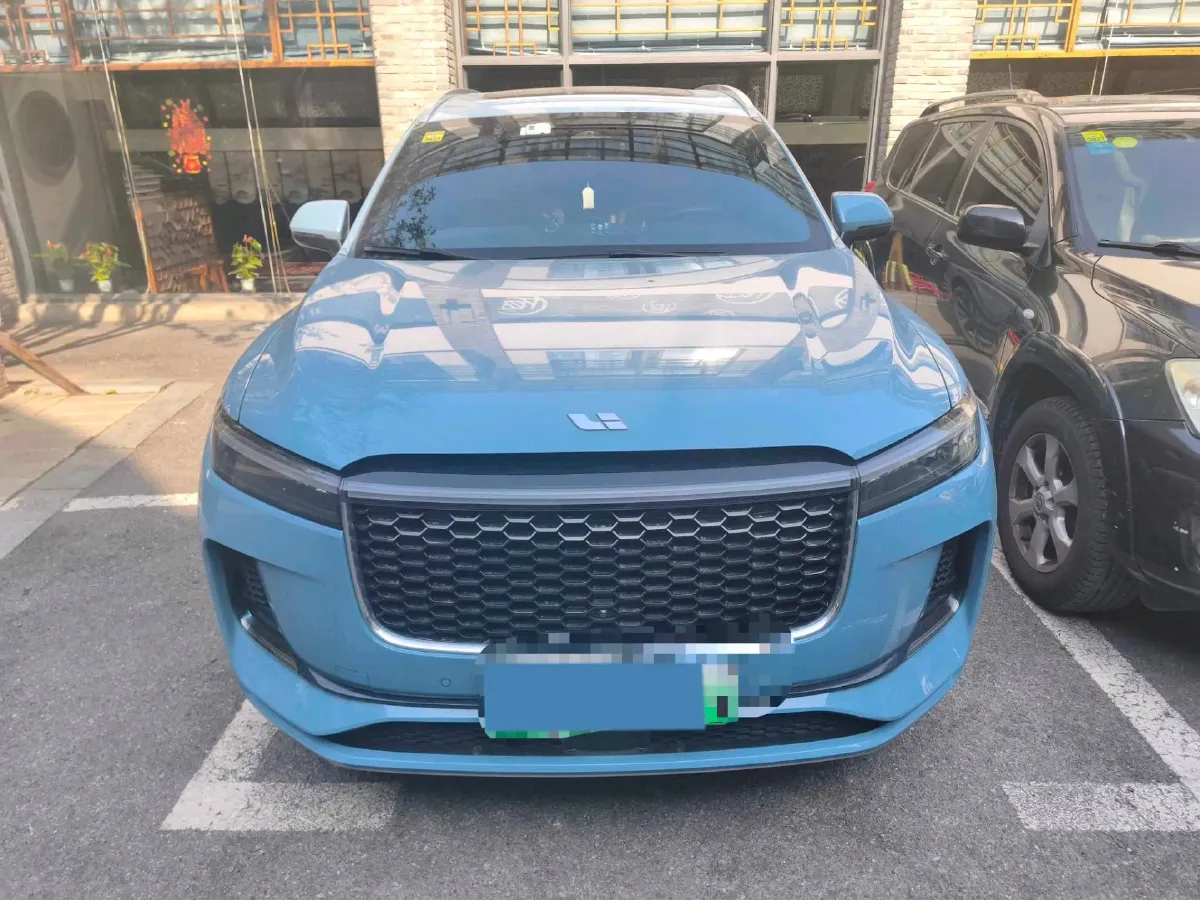 2021 Li ONE Range Extended 131HP REEV 40.5KWH,autocango,china used car exporter,china ev exporter,chinese used car exporter,chinese used ev exporter