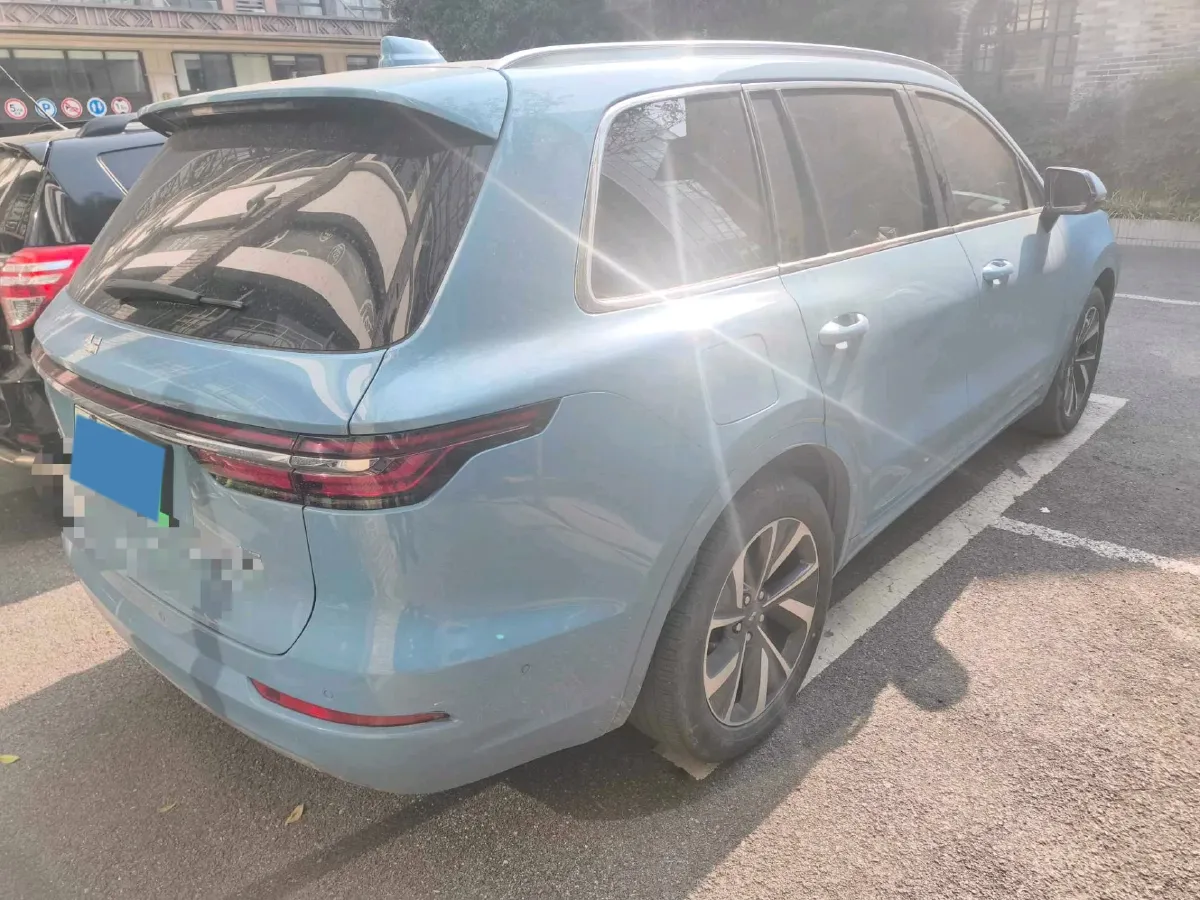 2021 Li ONE Range Extended 131HP REEV 40.5KWH,autocango,china used car exporter,china ev exporter,chinese used car exporter,chinese used ev exporter