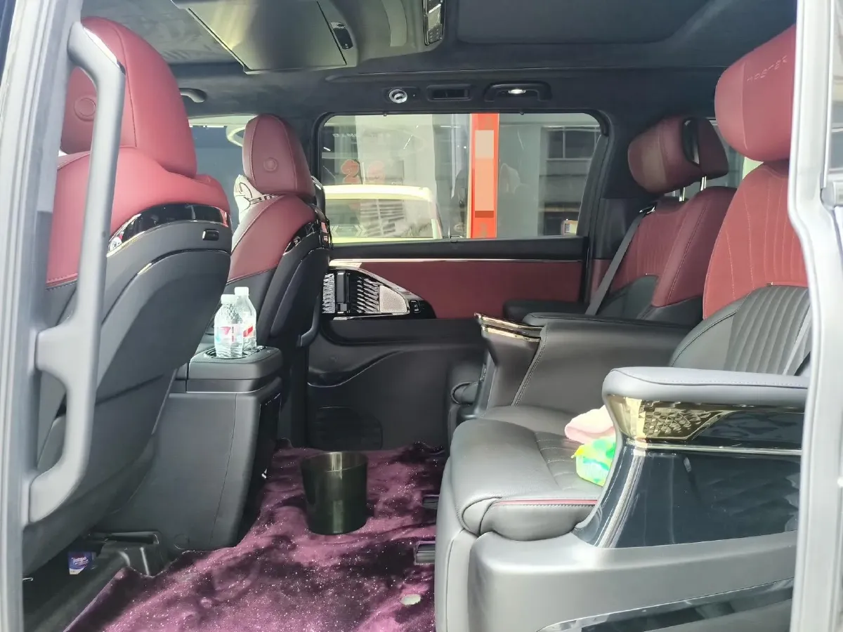 2024 GAC Trumpchi M8 2.0T 252HP L4 8AT,autocango,china used car exporter,china ev exporter,chinese used car exporter,chinese used ev exporter