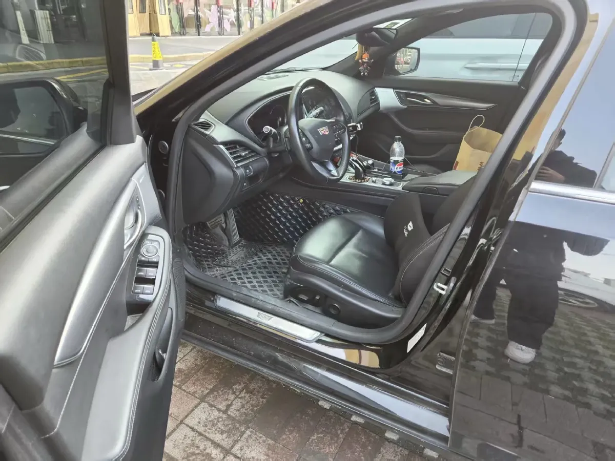 2021 Cadillac CT5 2.0T 237HP L4 10AT,autocango,china used car exporter,china ev exporter,chinese used car exporter,chinese used ev exporter