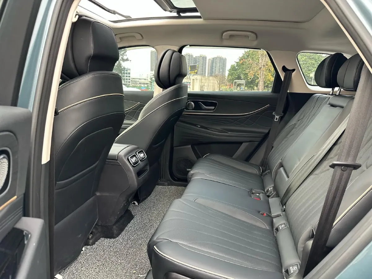 2023 Chery Tiggo 9 2.0T 261HP L4 7DCT,autocango,china used car exporter,china ev exporter,chinese used car exporter,chinese used ev exporter