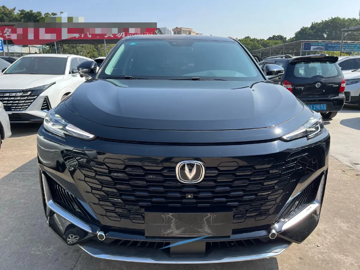 2021 ChangAn UNI-K 2.0T 233HP L4 8AT,autocango,china used car exporter,china ev exporter,chinese used car exporter,chinese used ev exporter