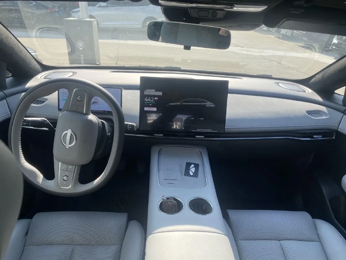 2025 Nissan N7 BEV 58KWH,autocango,china used car exporter,china ev exporter,chinese used car exporter,chinese used ev exporter