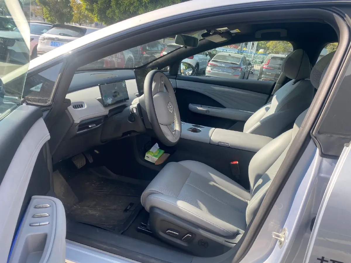 2025 Nissan N7 BEV 58KWH,autocango,china used car exporter,china ev exporter,chinese used car exporter,chinese used ev exporter